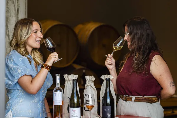 Explorez les vins de la Vallée du Rhône avec Clarisse - Image n°4 - Wecandoo