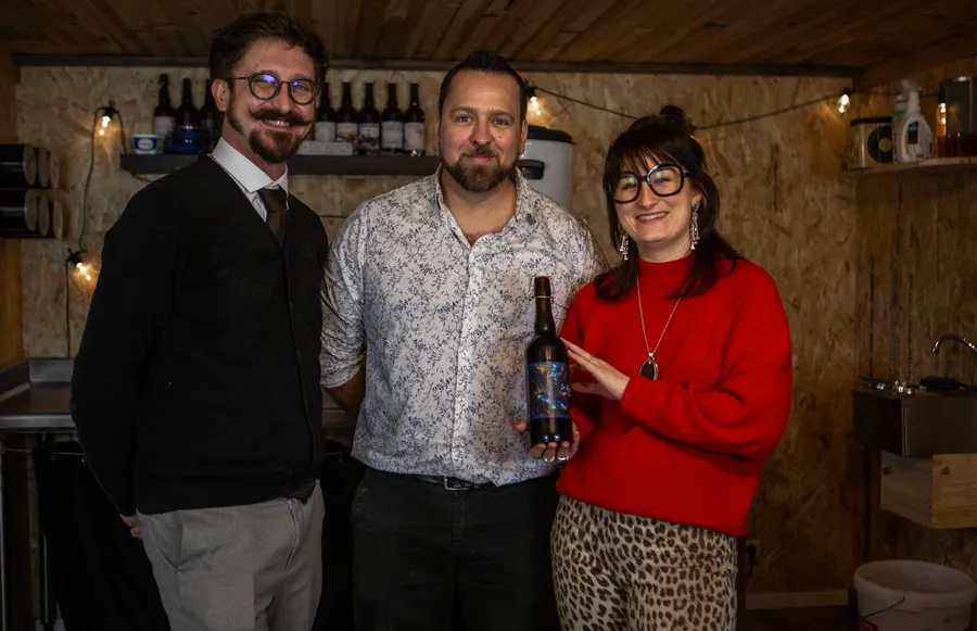 Venez brasser votre bière sur mesure en duo avec Christophe et Claire - Image n°1 - Wecandoo