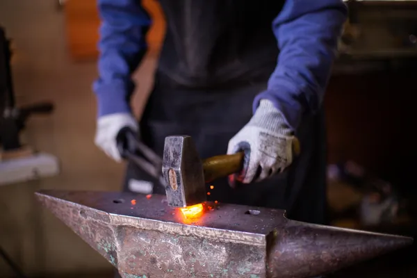 Frederic Gridaine - Forgeron-10.jpg - Wecandoo