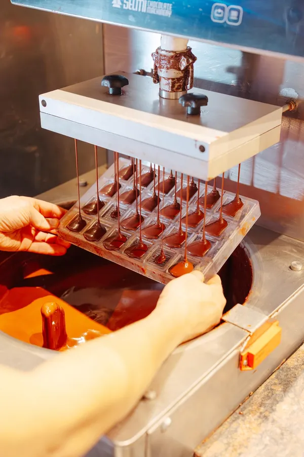 Fabriquez vos tablettes de chocolat en duo avec votre enfant, accompagnés par Emmanuel - Image n°5 - Wecandoo