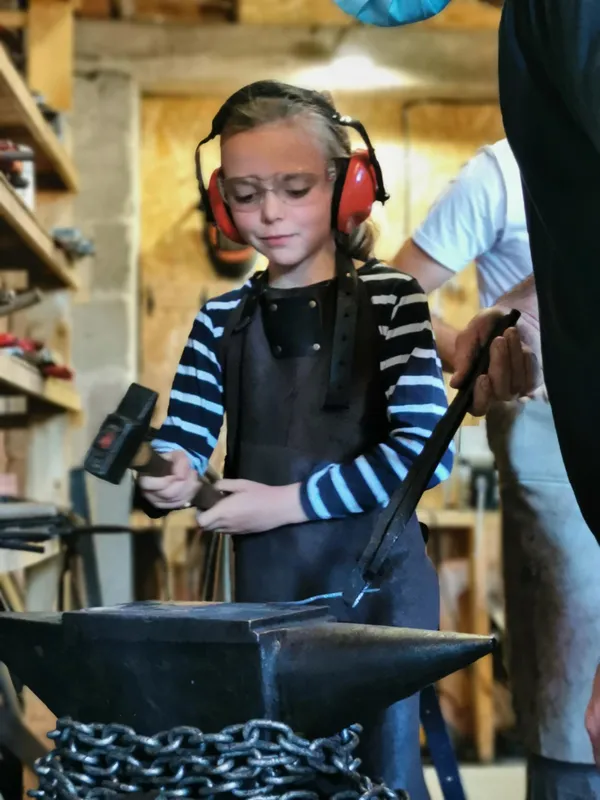 Découvrez la forge en duo avec votre enfant ! - Image n°1 - Wecandoo