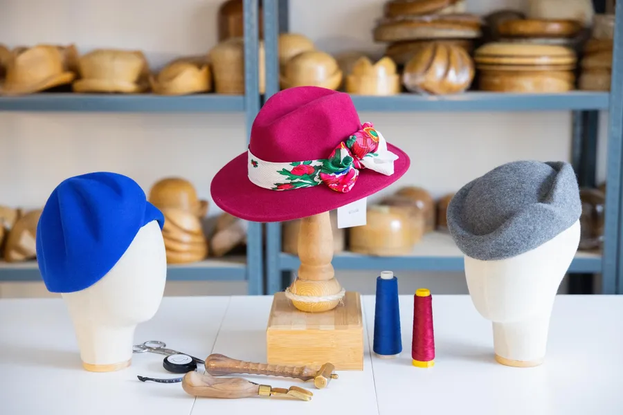 Fabriquez votre chapeau personnalisé avec Katia - Image n°1 - Wecandoo