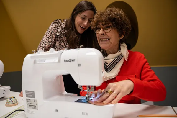 Initiez-vous à la couture du cuir à la machine à coudre avec Clémence - Image n°3 - Wecandoo