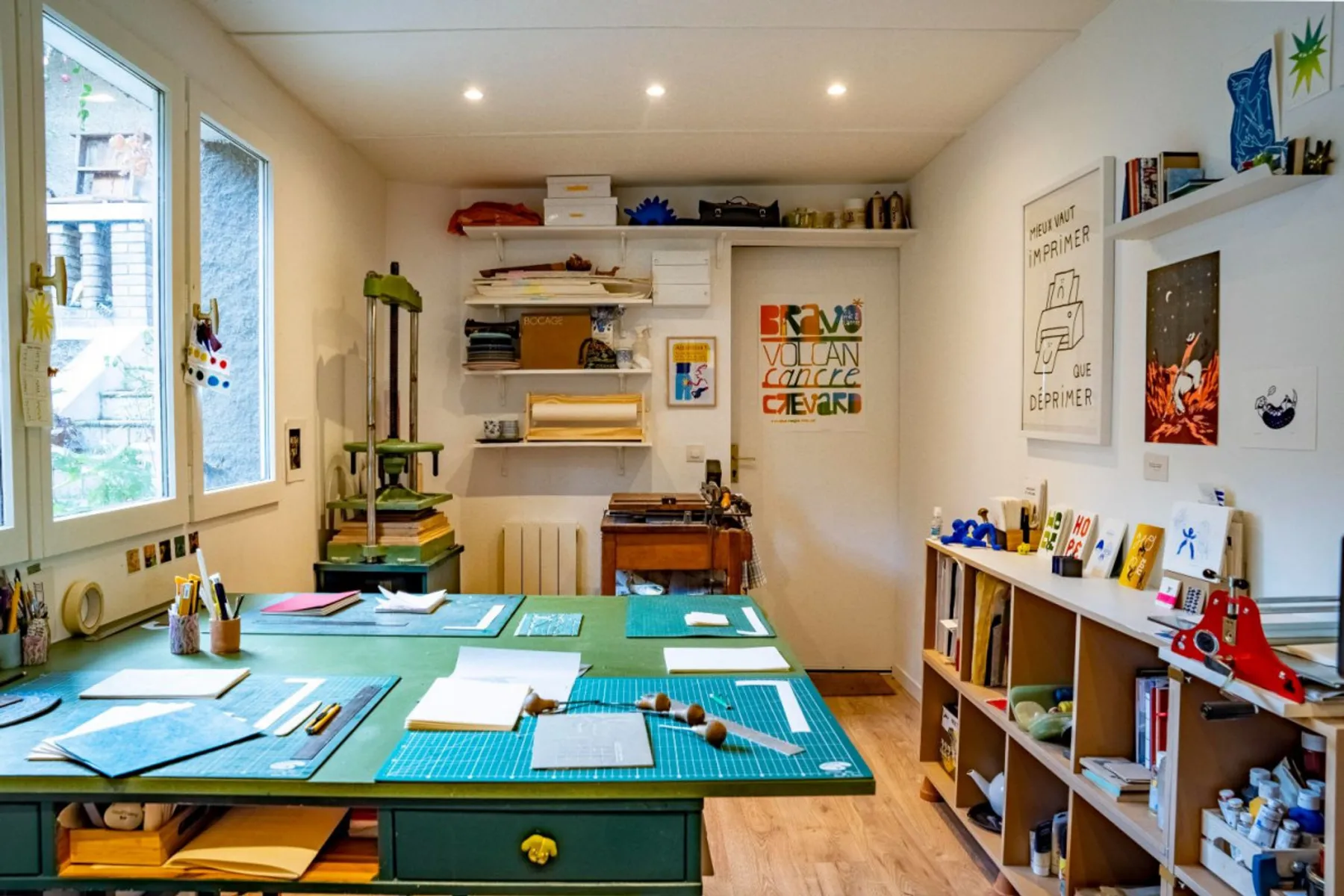 Découvrez l'impression linogravure à la gomme sur un sac en famille - Image n°1 - Wecandoo