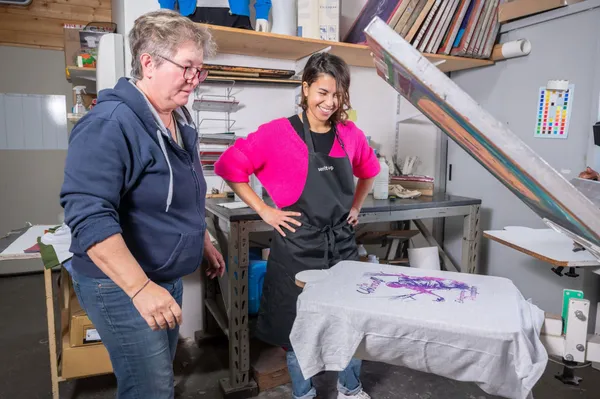 Découvrez la sérigraphie sur une journée - Image n°4 - Wecandoo