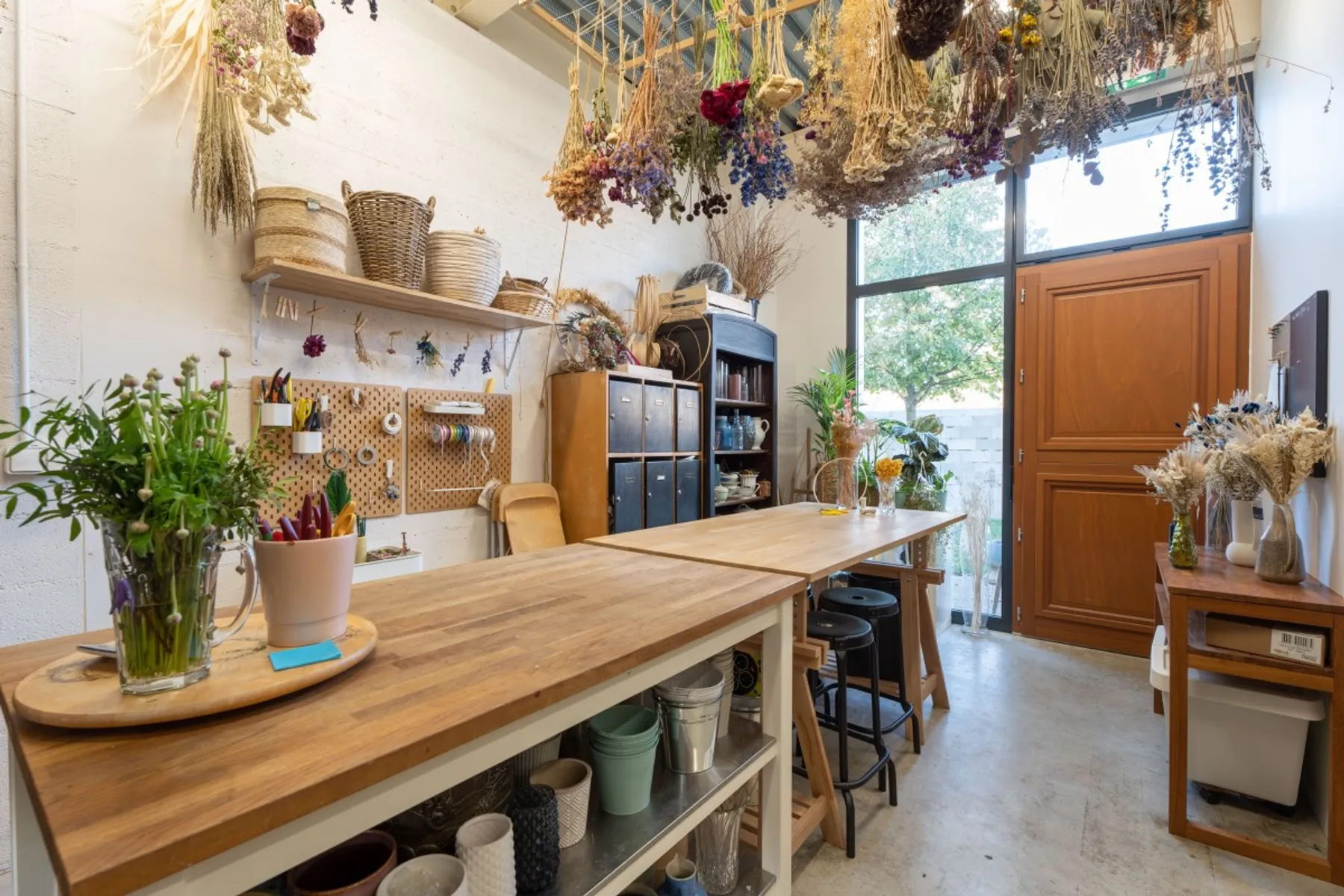 Réalisez votre couronne de fleurs séchées - Image n°1 - Wecandoo