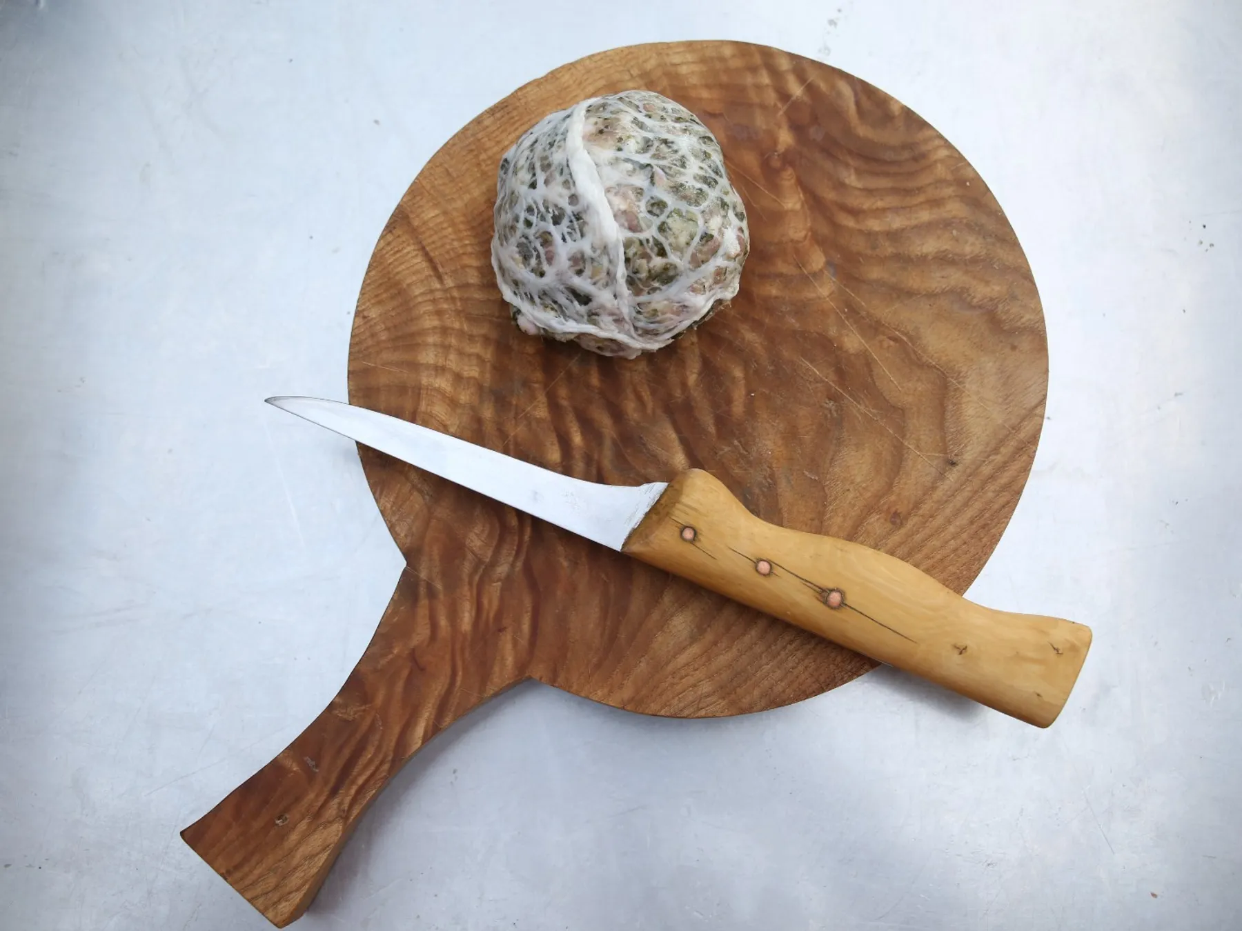 Rassemblez votre équipe et réalisez vos saucisses ou caillettes - Image n°4 - Wecandoo