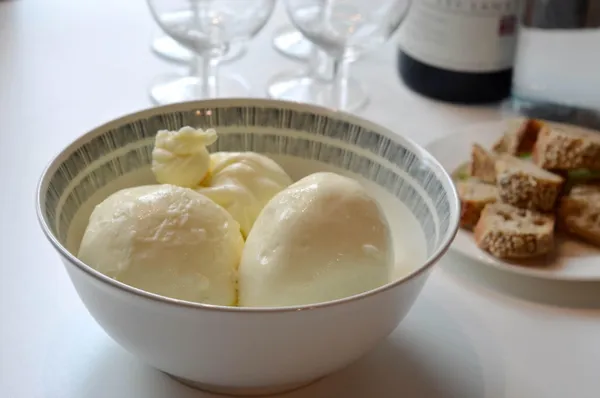 Wecandoo - Réalisez votre Burrata et Mozzarella artisanales