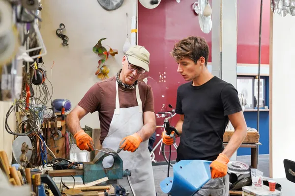 Concevez et fabriquez votre lampe en métal - Afbeelding nr. 2 - Wecandoo