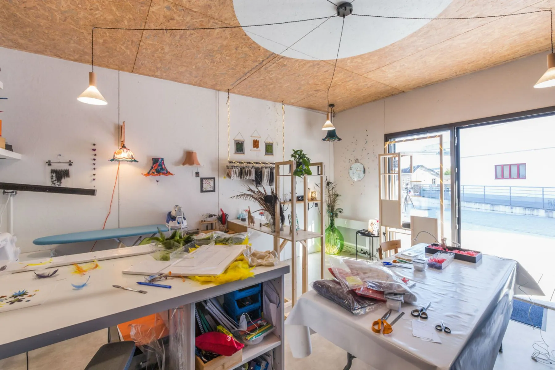 Créez votre bijou en plume - Image n°1 - Wecandoo