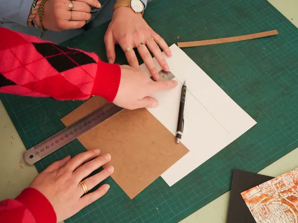 Initiez-vous à la reliure et confectionnez votre carnet - Image n°2 - Wecandoo