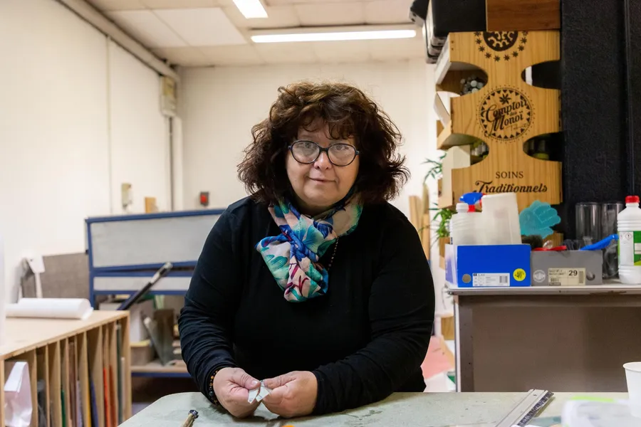 Françoise : Artisan verrier à Aubagne