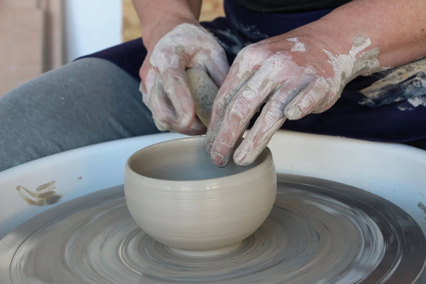 Initiez-vous au tour et au modelage sur une journée - Image n°2 - Wecandoo