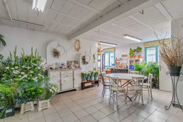 Fabriquez votre couronne de fleurs séchées - Image n°1 - Wecandoo