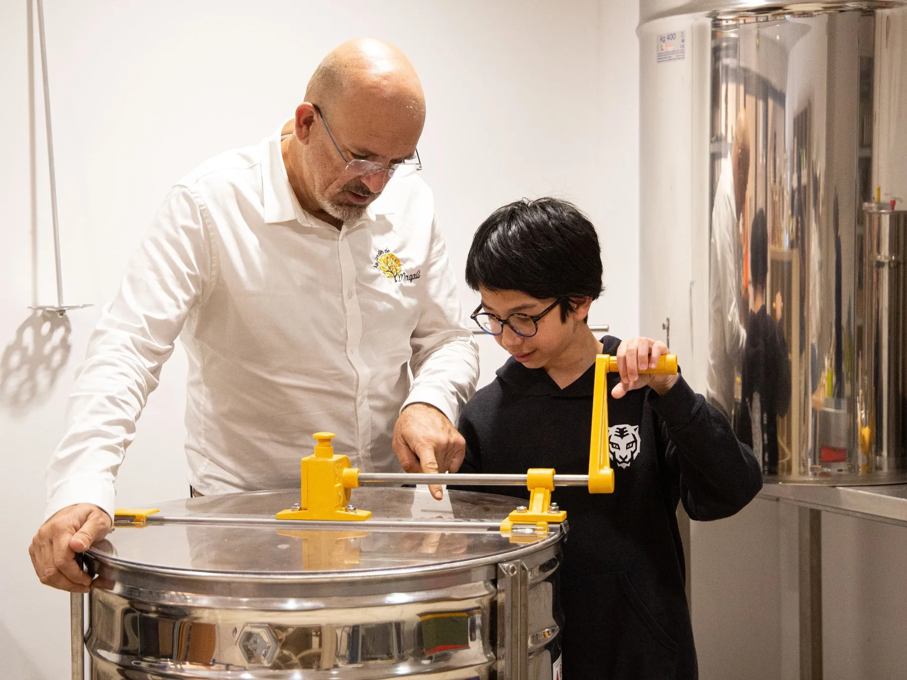 Réalisez votre miel grâce à l'extraction manuelle - Afbeelding nr. 1 - Wecandoo