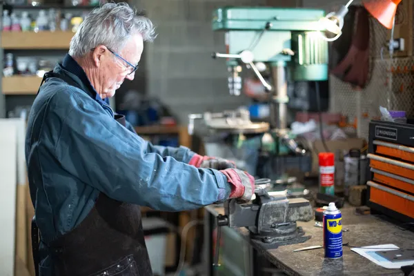 Réalisez votre couteau droit avec son manche en bois - Image n°4 - Wecandoo