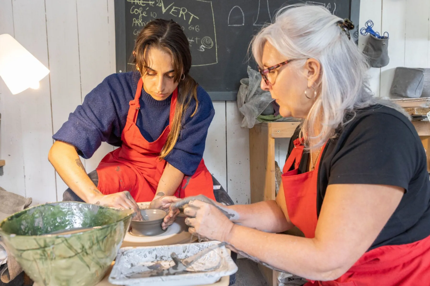 Initiez-vous au tournage et au modelage sur une journée - Image n°3 - Wecandoo