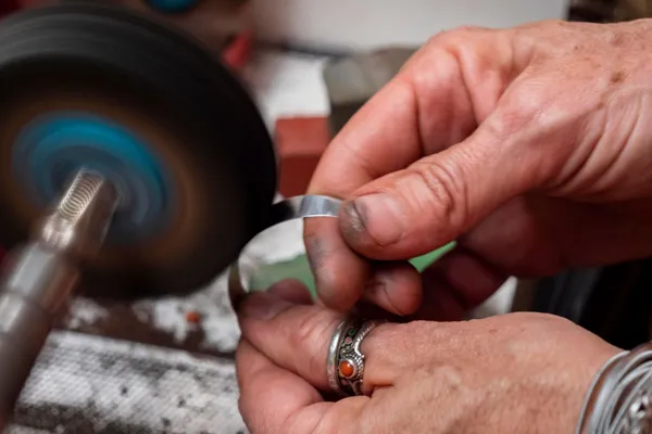 Fabriquez votre jonc en argent - Image n°4 - Wecandoo