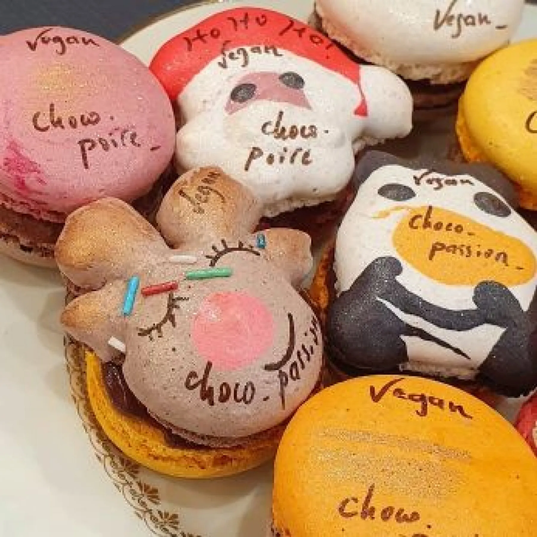 Créez et décorez vos macarons bio avec Kanika et Vouthy - Image n°3 - Wecandoo