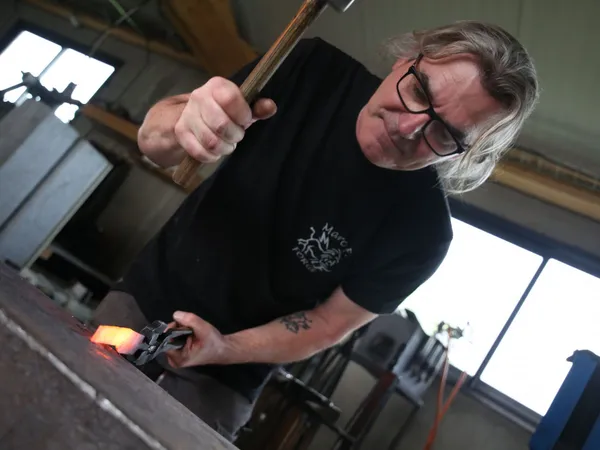 Forgez votre couteau droit ou pliant sur 2 journées - Image n°1 - Wecandoo