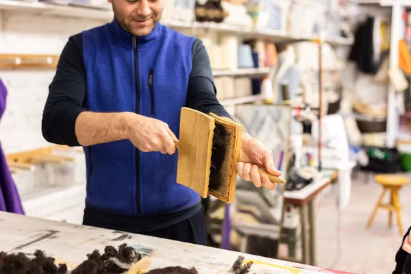 Initiez-vous au travail de la laine de la fibre à la bobine - Image n°2 - Wecandoo