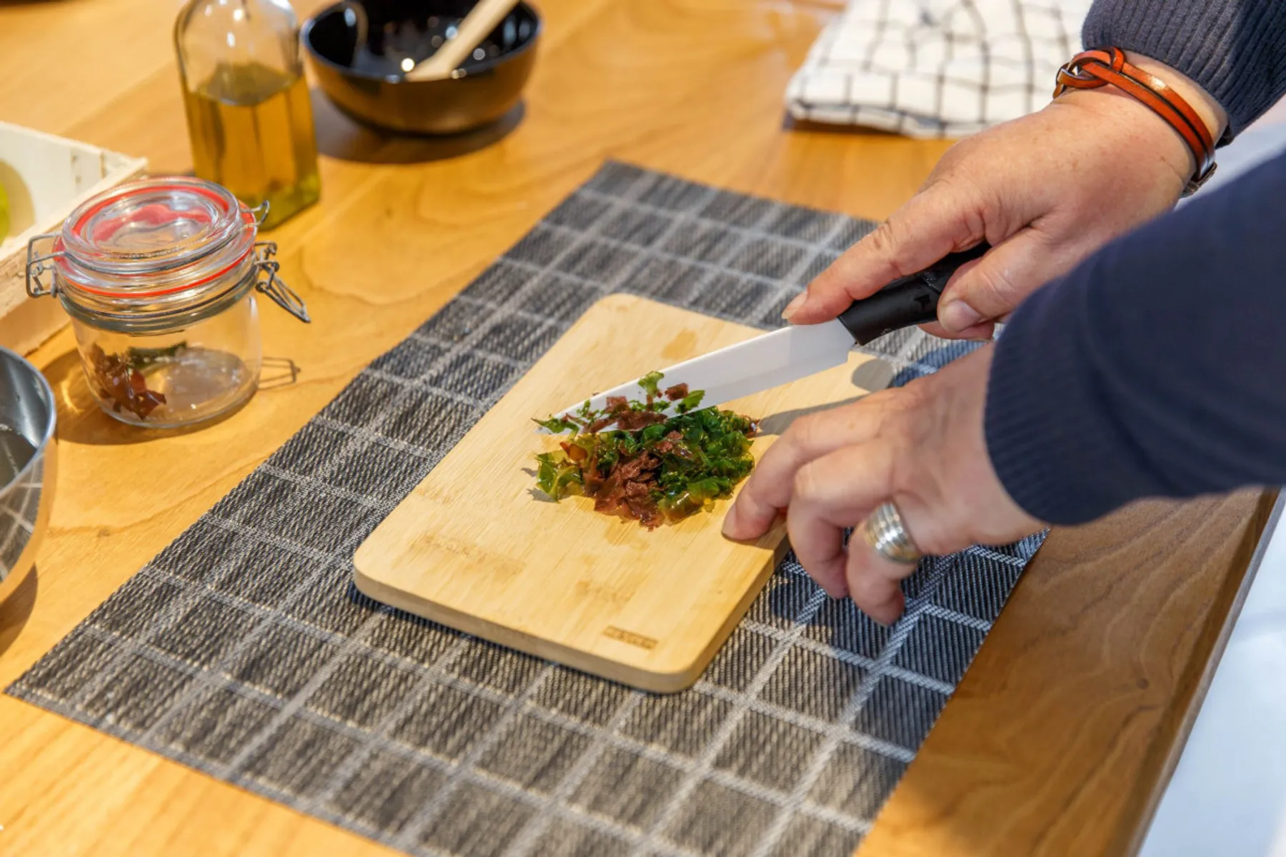 Partez à la découverte des algues et dégustez-les - Image n°4 - Wecandoo