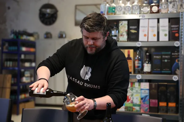 Visitez une rhumerie artisanale et dégustez 6 rhums - Image n°2 - Wecandoo