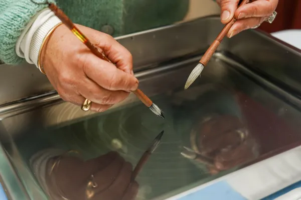 Initiez-vous au papier Suminagashi et reliez votre carnet A5 - Image n°1 - Wecandoo