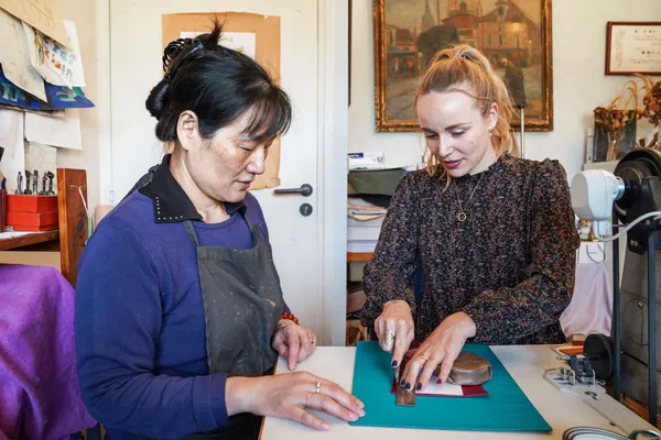 Fabriquez votre sac à dos ou à main en cuir - Image n°2 - Wecandoo