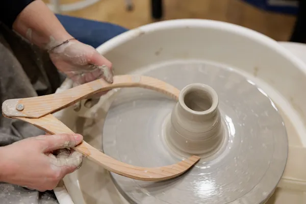 Tournez votre set de thé en porcelaine et dégustez un thé traditionnel avec Yin - Image n°4 - Wecandoo