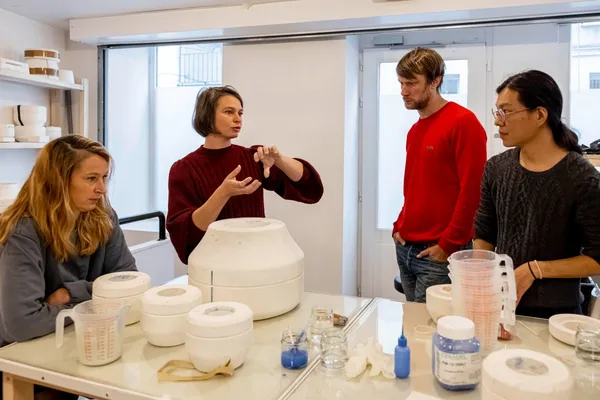 Réalisez votre trio de tasses en porcelaine - Image n°2 - Wecandoo