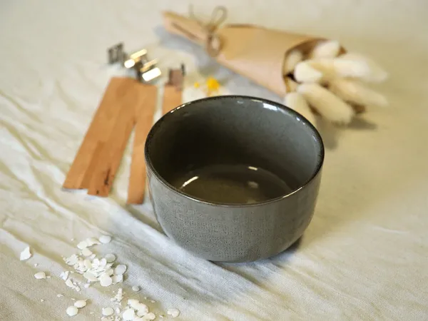 Réalisez votre bougie fleurie - Image n°2 - Wecandoo