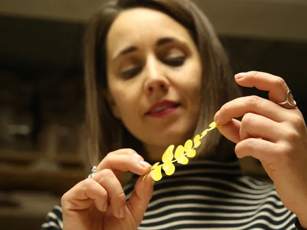 Modelez et décorez à la gravure votre duo d'assiettes - Image n°3 - Wecandoo