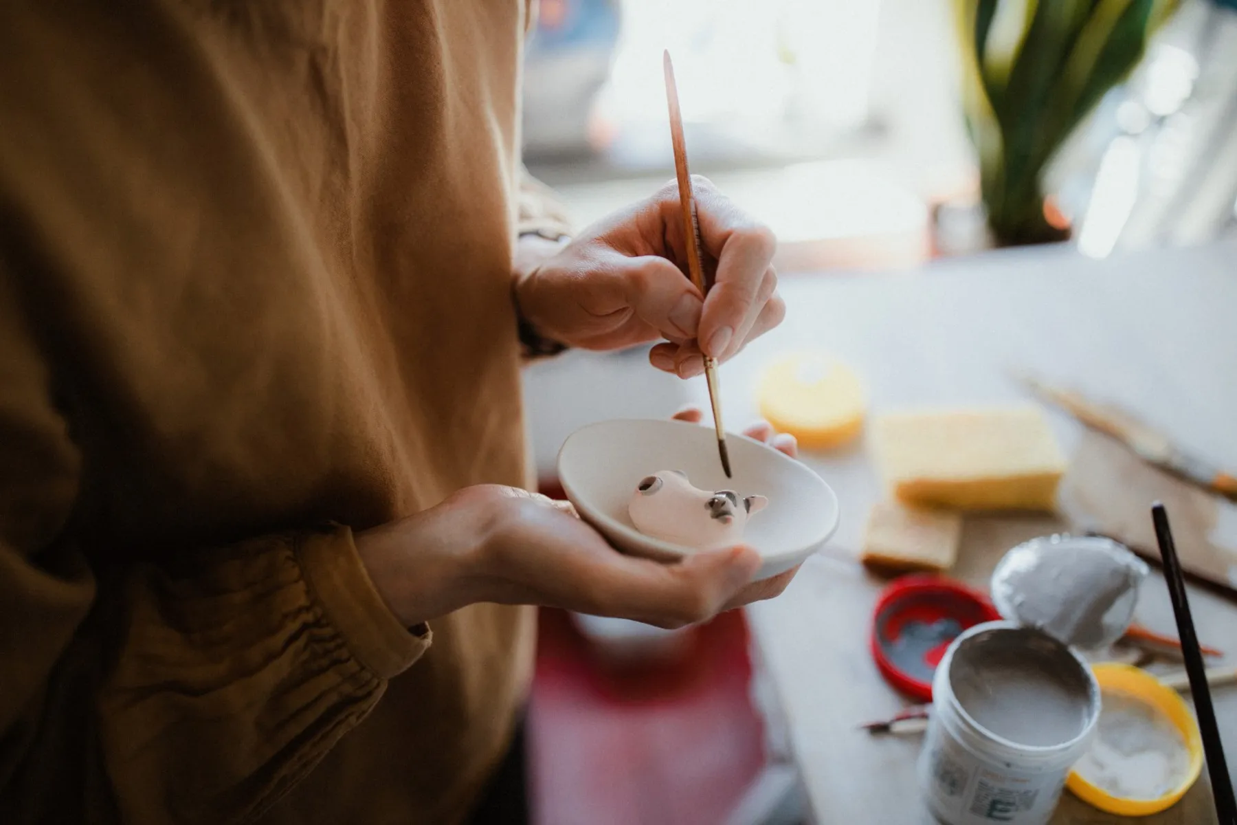 Group workshop - Craft and paint your own clay creation - Image n°4 - Wecandoo