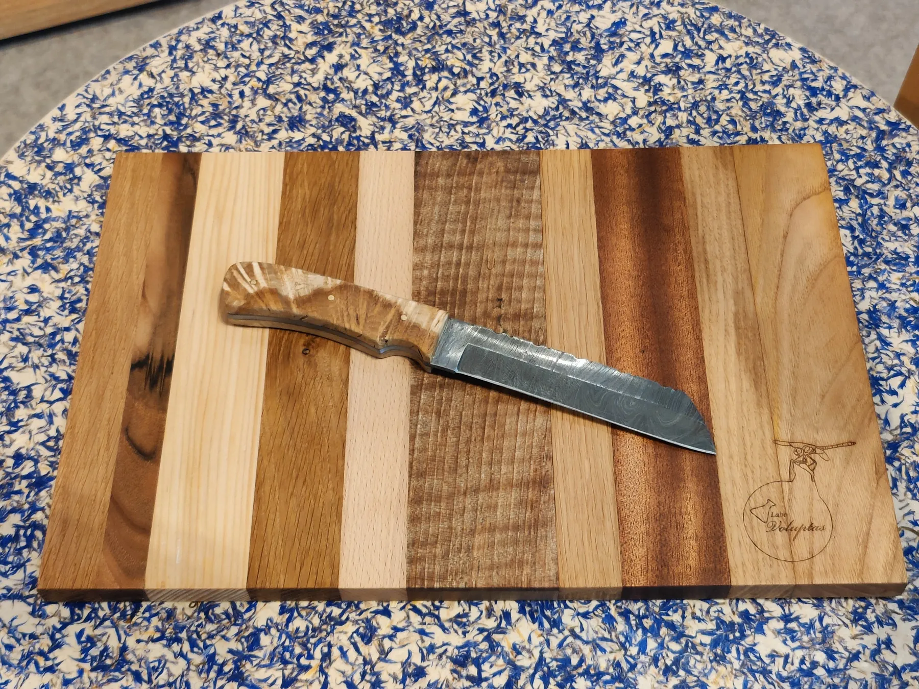 Réalisez votre couteau et votre planche en bois - Afbeelding nr. 1 - Wecandoo