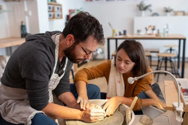 Initiez-vous au tour de céramiste en 2 sessions - Afbeelding nr. 2 - Wecandoo