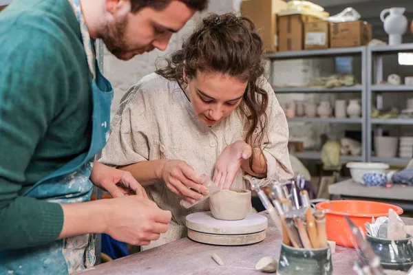 Initiez-vous au tour et au modelage sur une journée - Image n°3 - Wecandoo