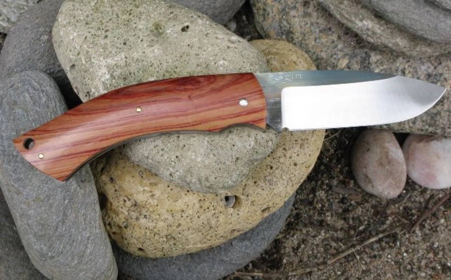 Fabriquez votre couteau pliant à cran forcé - Image n°4 - Wecandoo