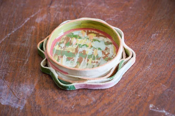 Modelez votre plat décoré à l'engobe - Image n°2 - Wecandoo