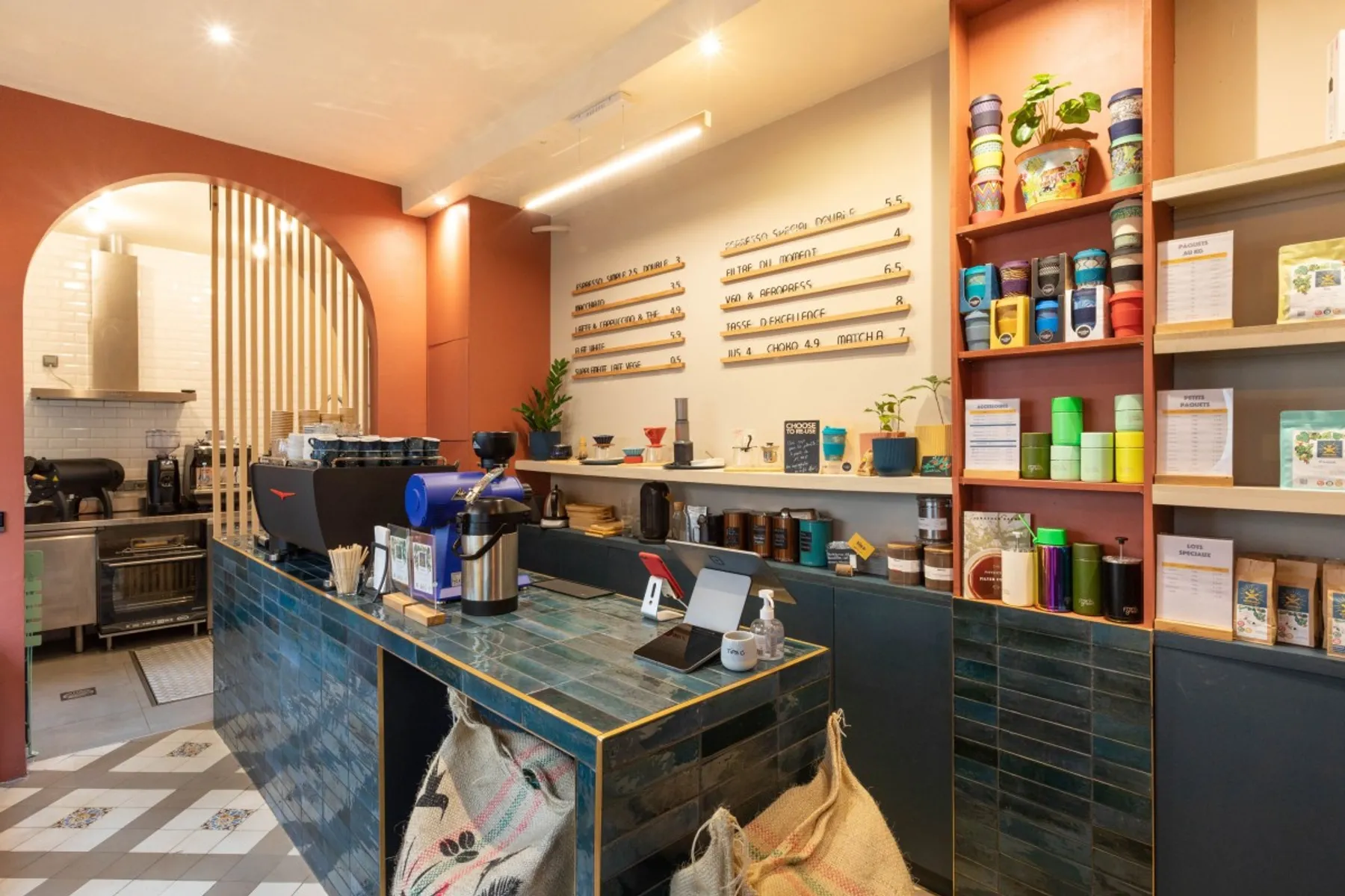 Dégustez du café dans une brûlerie artisanale - Image n°2 - Wecandoo