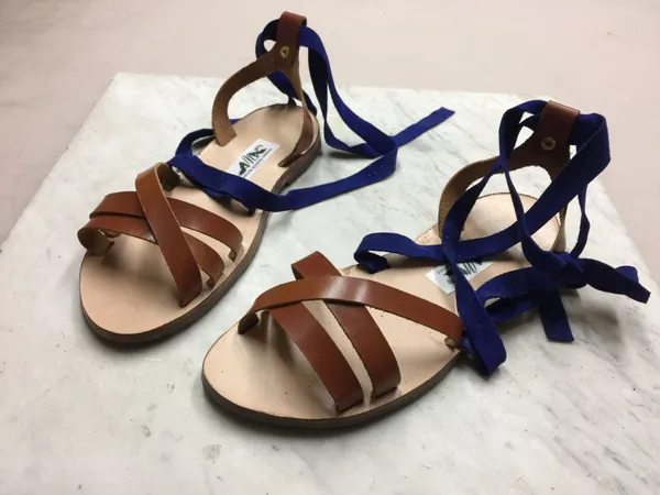 Wecandoo - Réalisez vos sandales sur-mesure en cuir