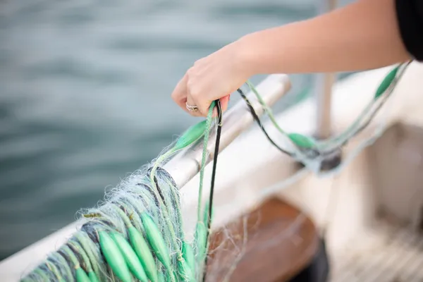 Passez une demi-journée exceptionnelle avec un pêcheur sur le lac Leman - Image n°4 - Wecandoo