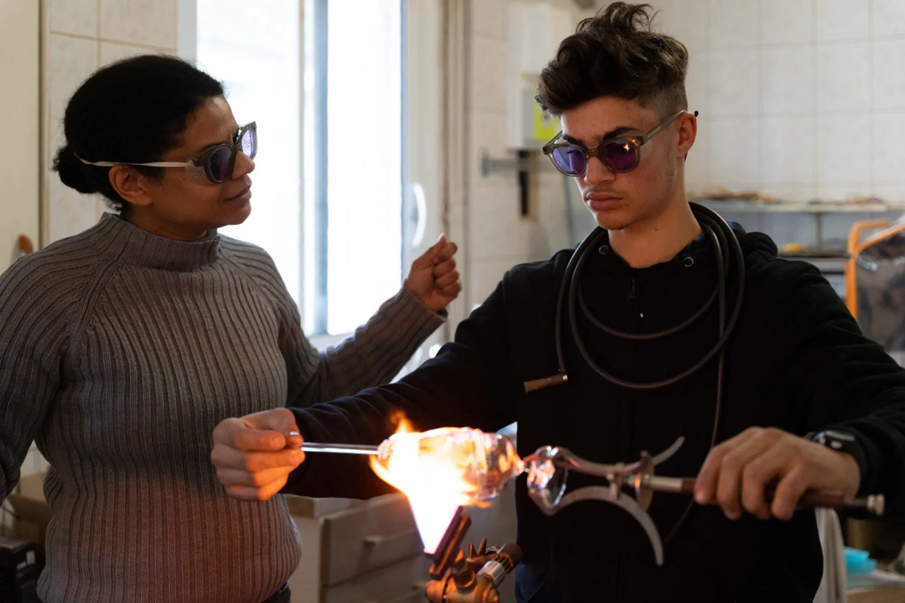 Initiez-vous au soufflage du verre au chalumeau avec Dounyo - Image n°3 - Wecandoo