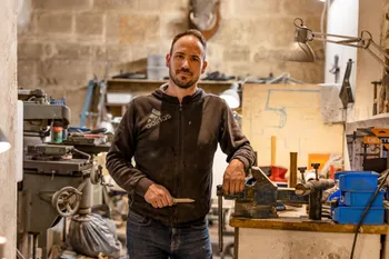 Julien: Artisan Coutelier in Montpellier