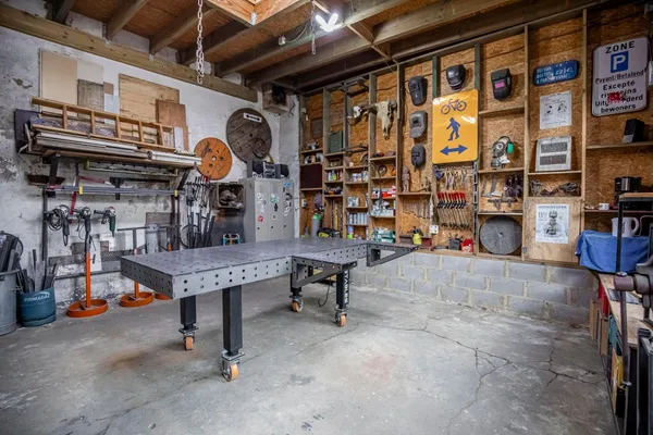 Créez votre étagère en métal et bois - Image n°1 - Wecandoo