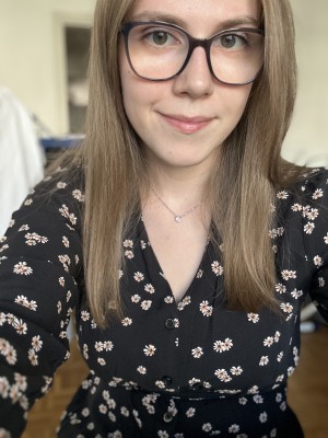 Héloïse F