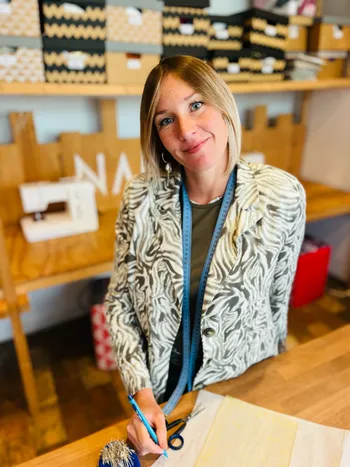 Stéphanie: Fashion designer and pattern maker in Wavre