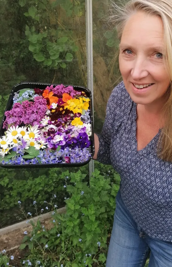 Cueillez et cuisinez des fleurs comestibles - Image n°4 - Wecandoo