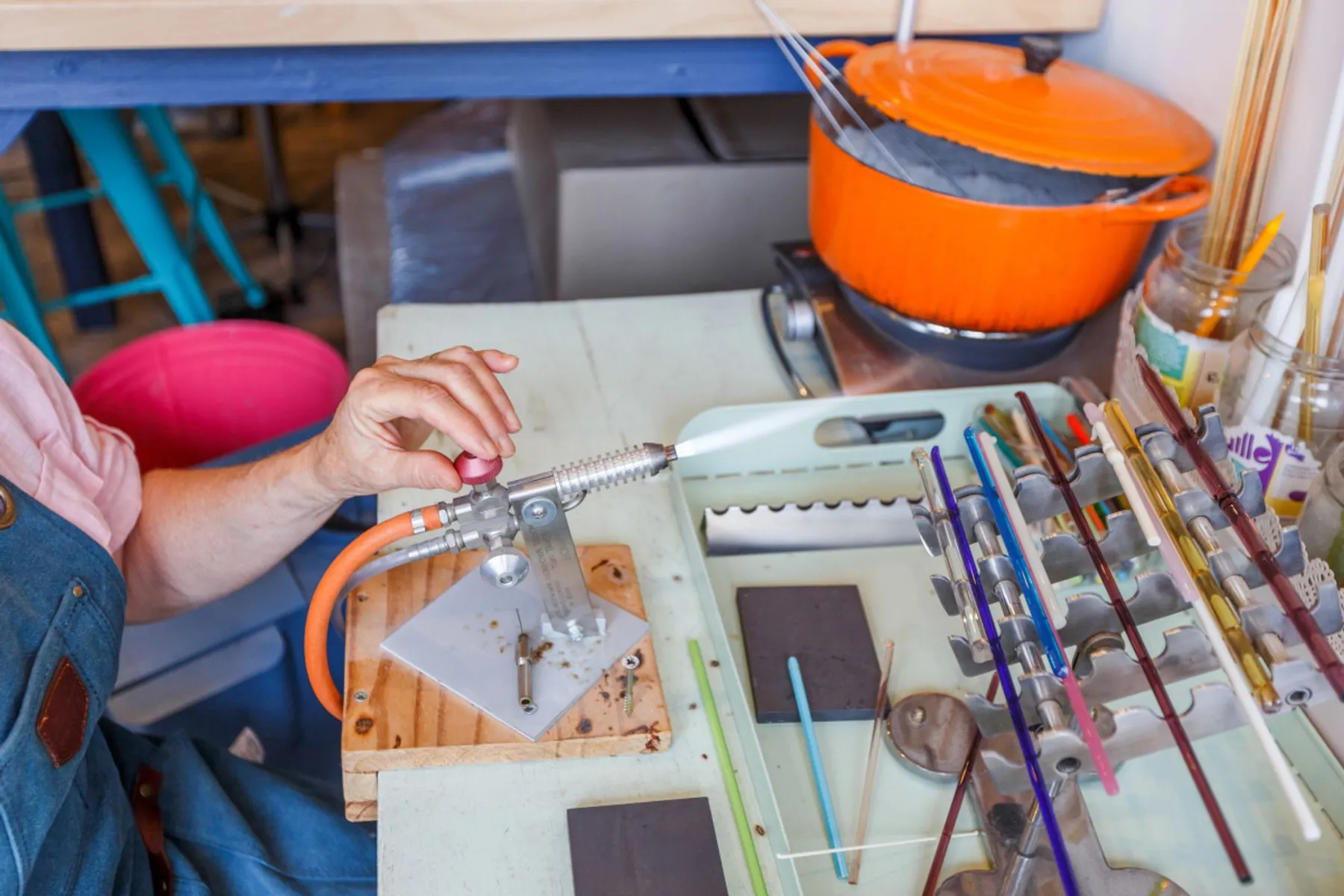 Créez en duo vos perles de verre au chalumeau - Image n°3 - Wecandoo