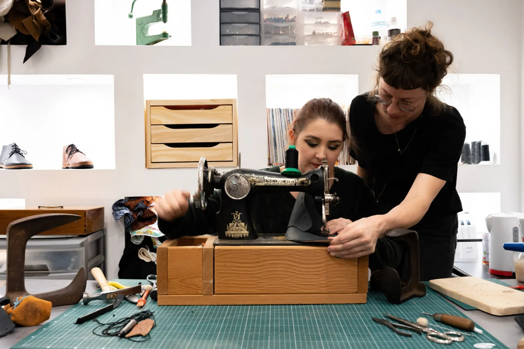 Créez vos chaussures en cuir - 2J - Image n°3 - Wecandoo